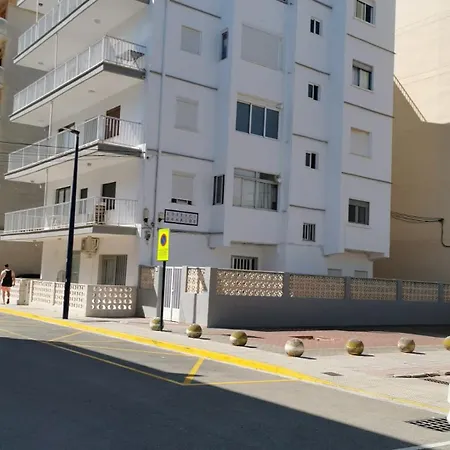 Spacious Right Next To Miramar